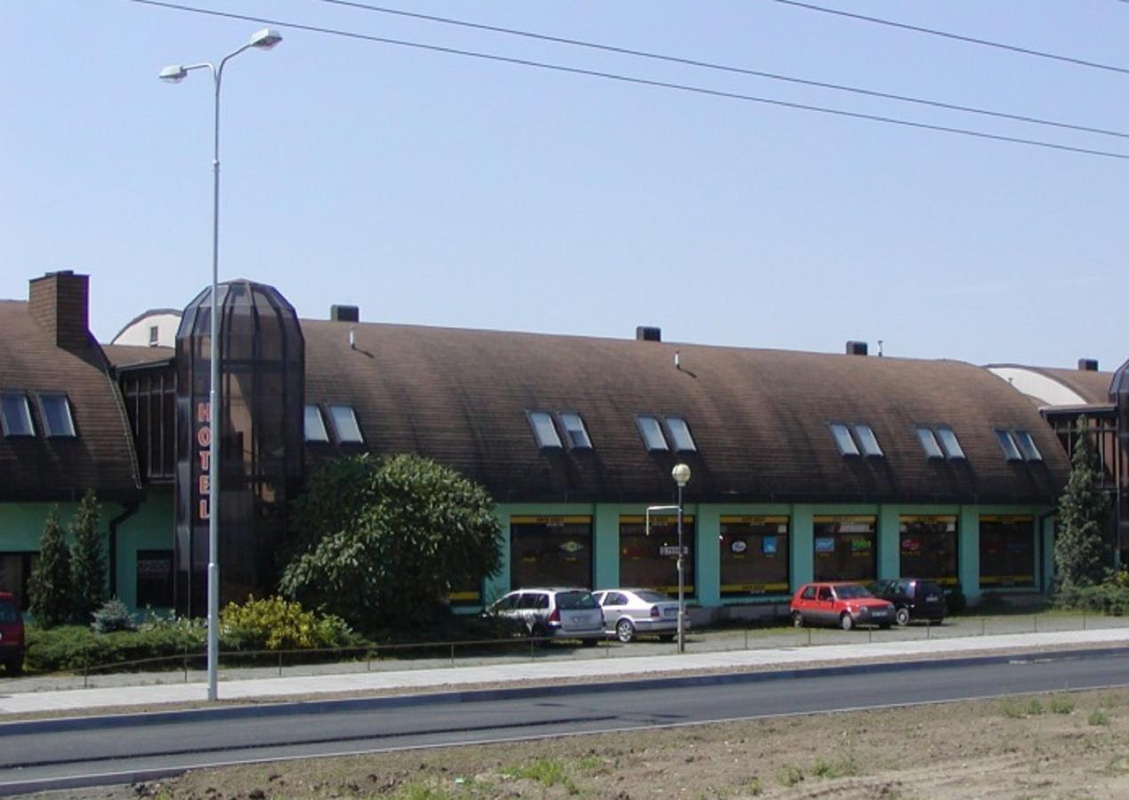 Hotel Bestar Mlada Boleslav Exterior photo